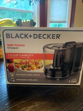 NEVER USED! Black & Decker Chopper